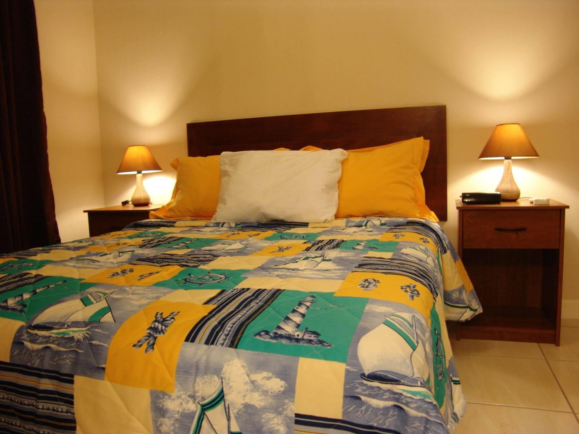 אורנג'סטאד Agua Clara Eco Suites מראה חיצוני תמונה
