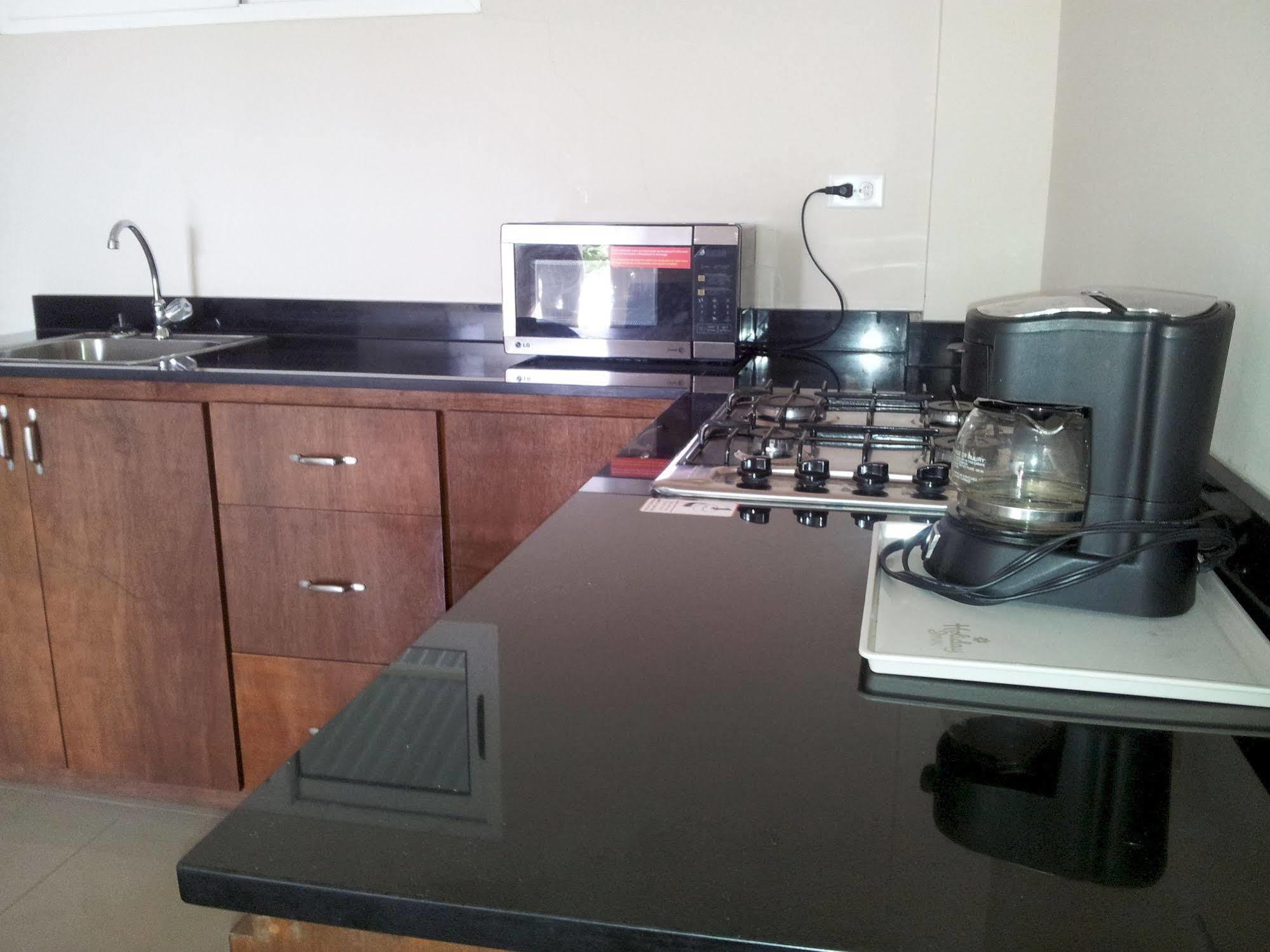 אורנג'סטאד Agua Clara Eco Suites מראה חיצוני תמונה