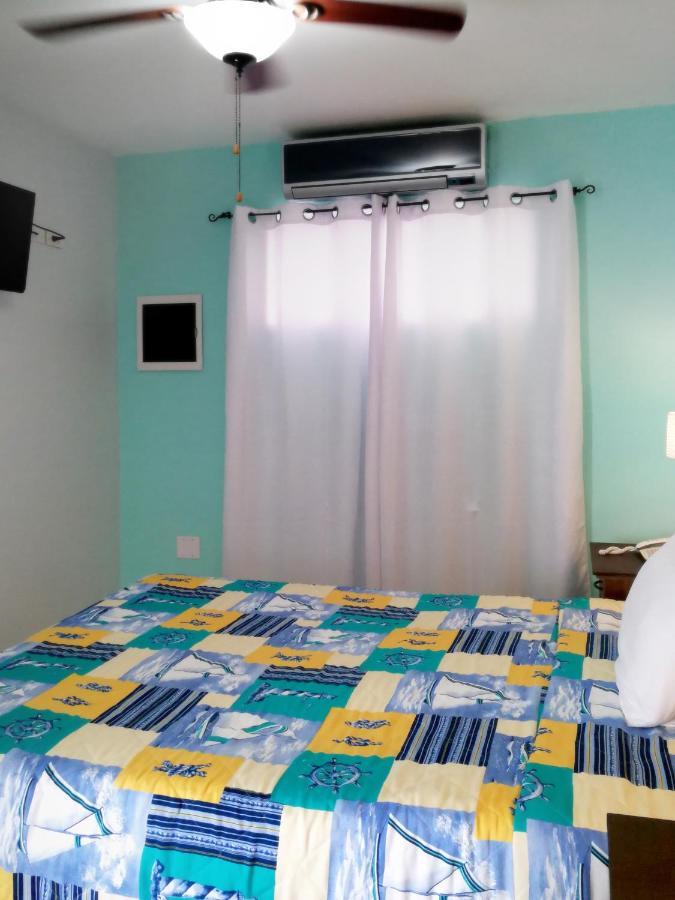 אורנג'סטאד Agua Clara Eco Suites מראה חיצוני תמונה